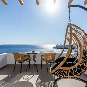 Avra Mykonos Tourlos